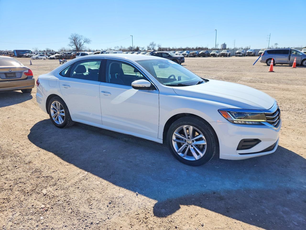 2020 VOLKSWAGEN PASSAT SE photo 7