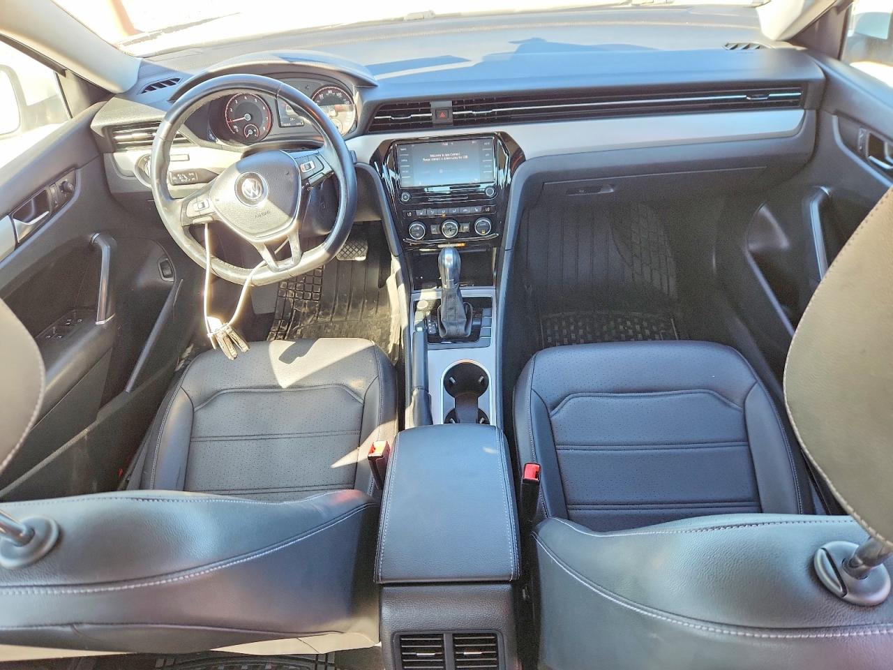 2020 VOLKSWAGEN PASSAT SE photo 15