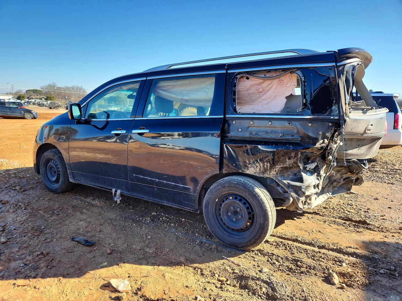 2016 NISSAN QUEST S photo 2