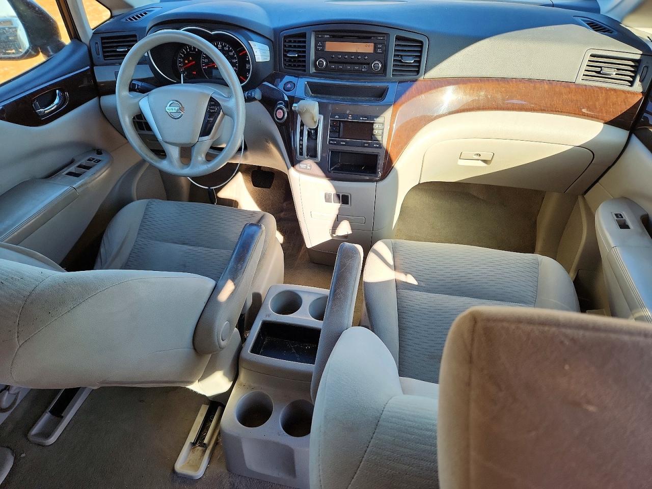 2016 NISSAN QUEST S photo 8