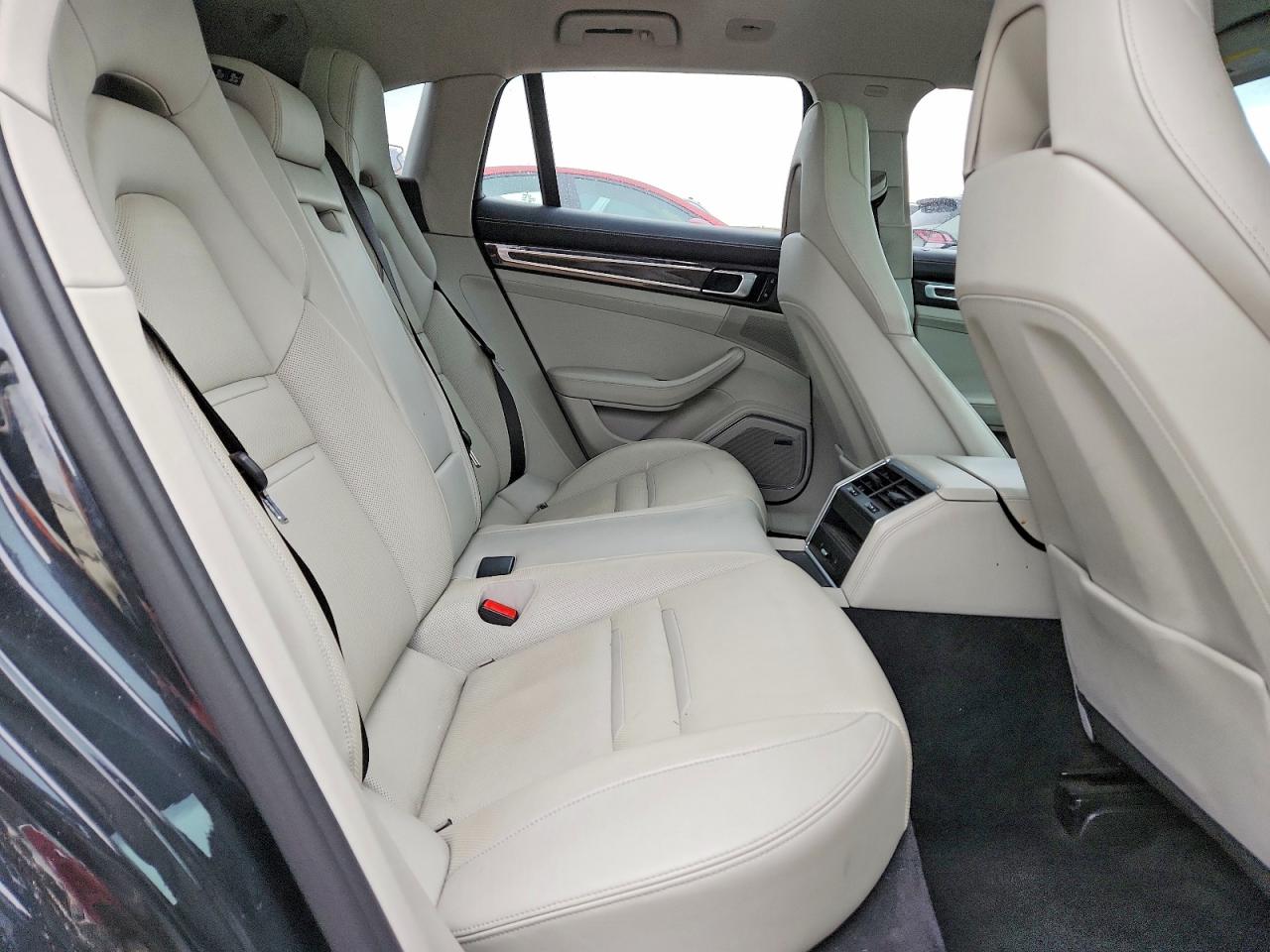 2019 PORSCHE PANAMERA 4 SPORT TURISMO photo 10