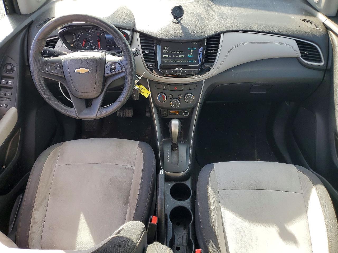 2017 CHEVROLET TRAX 1LT photo 8