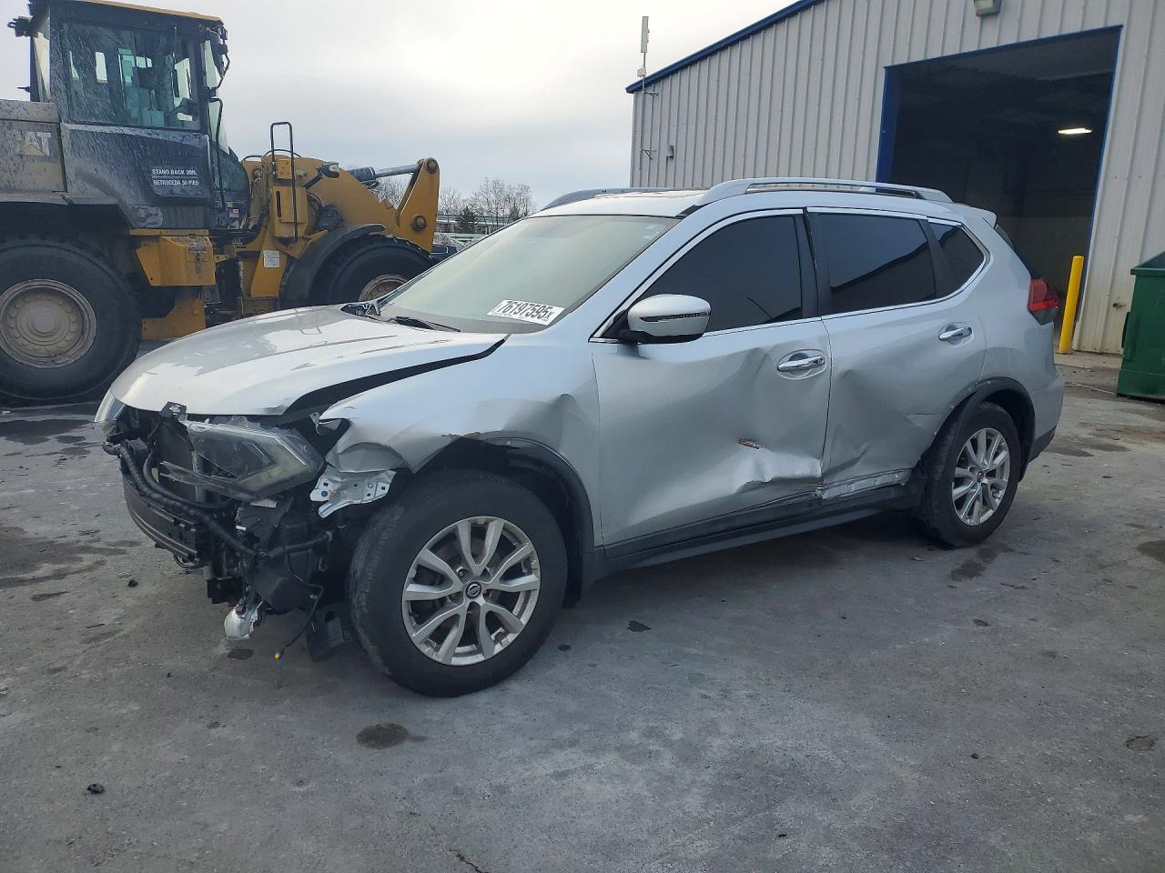 2017 NISSAN ROGUE
