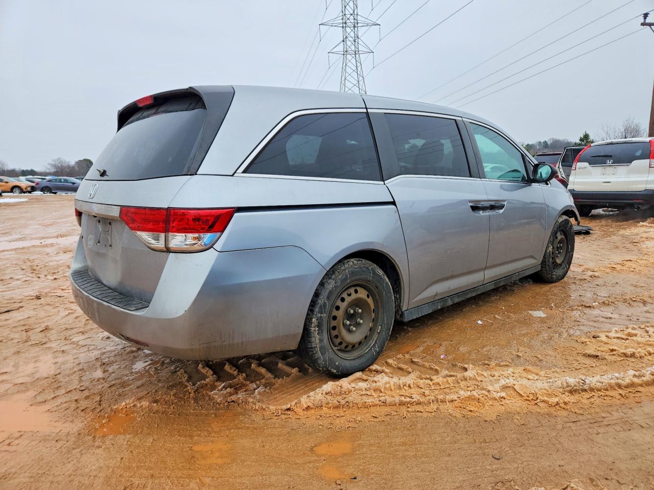 2016 HONDA ODYSSEY LX photo 3