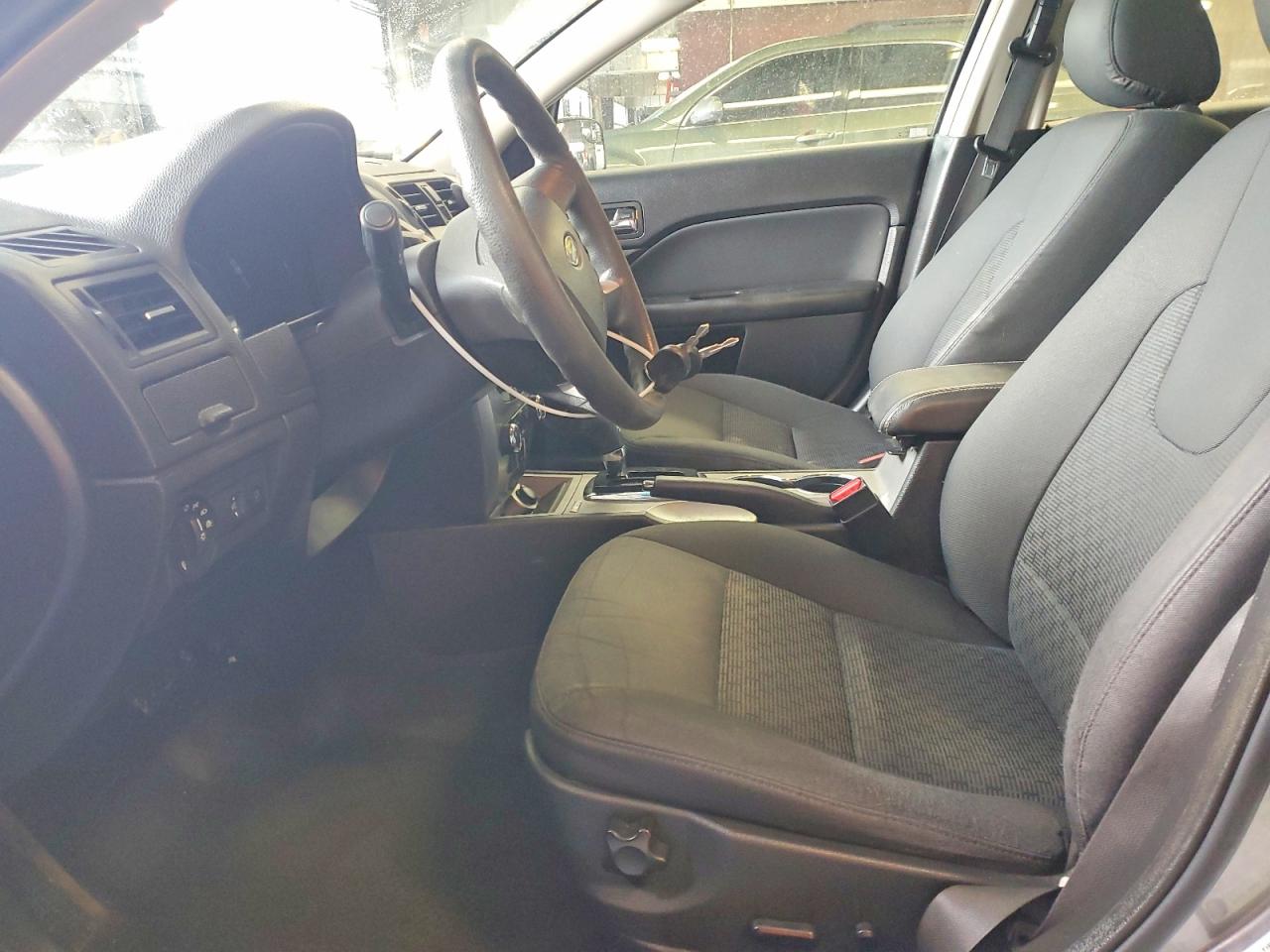 2012 FORD FUSION SE photo 19
