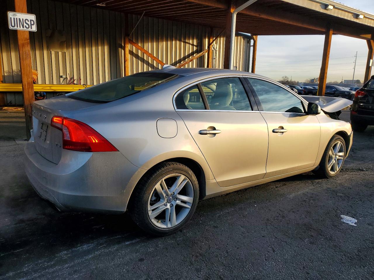 2014 VOLVO S60 T5 photo 5