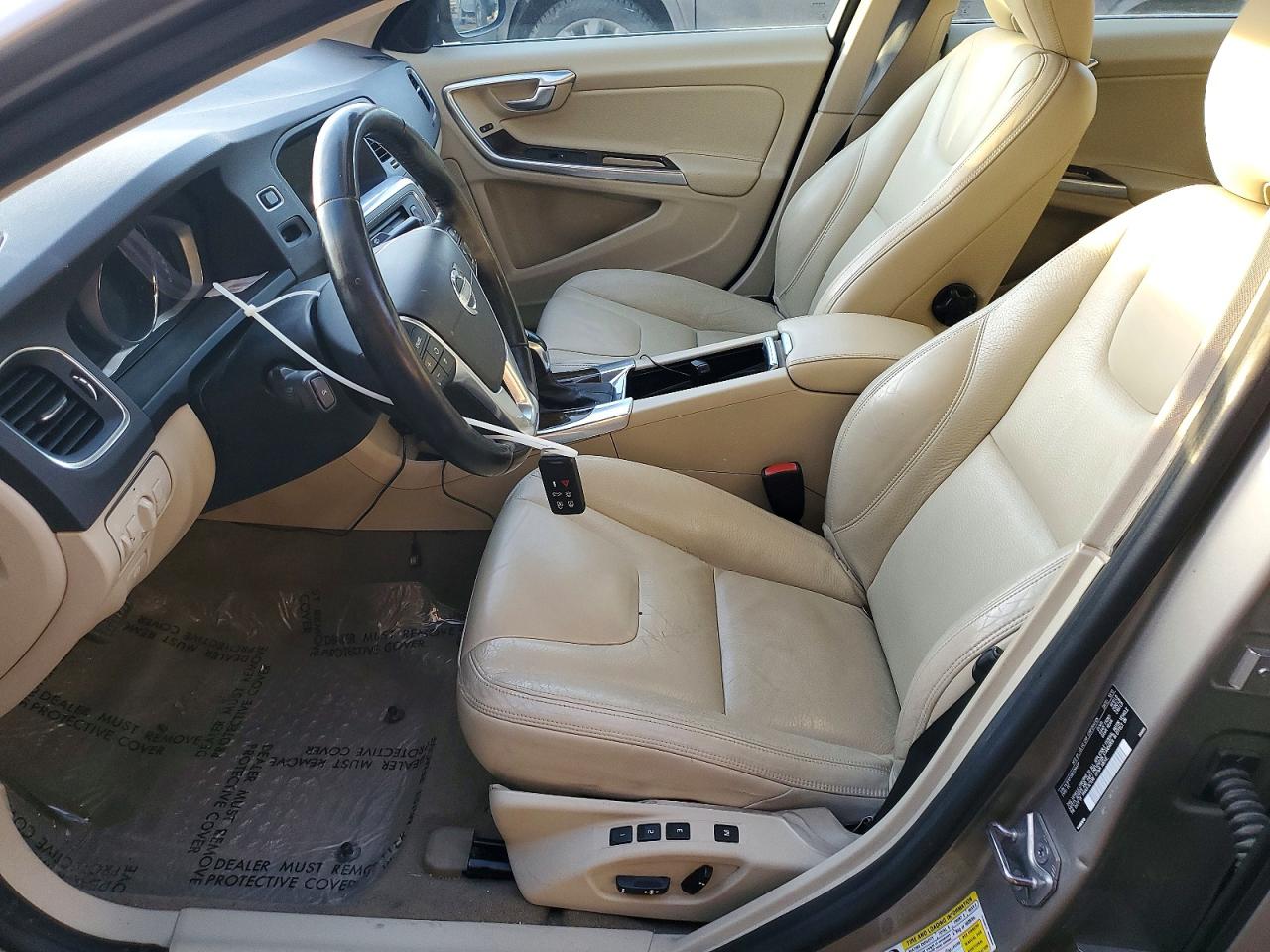 2014 VOLVO S60 T5 photo 13