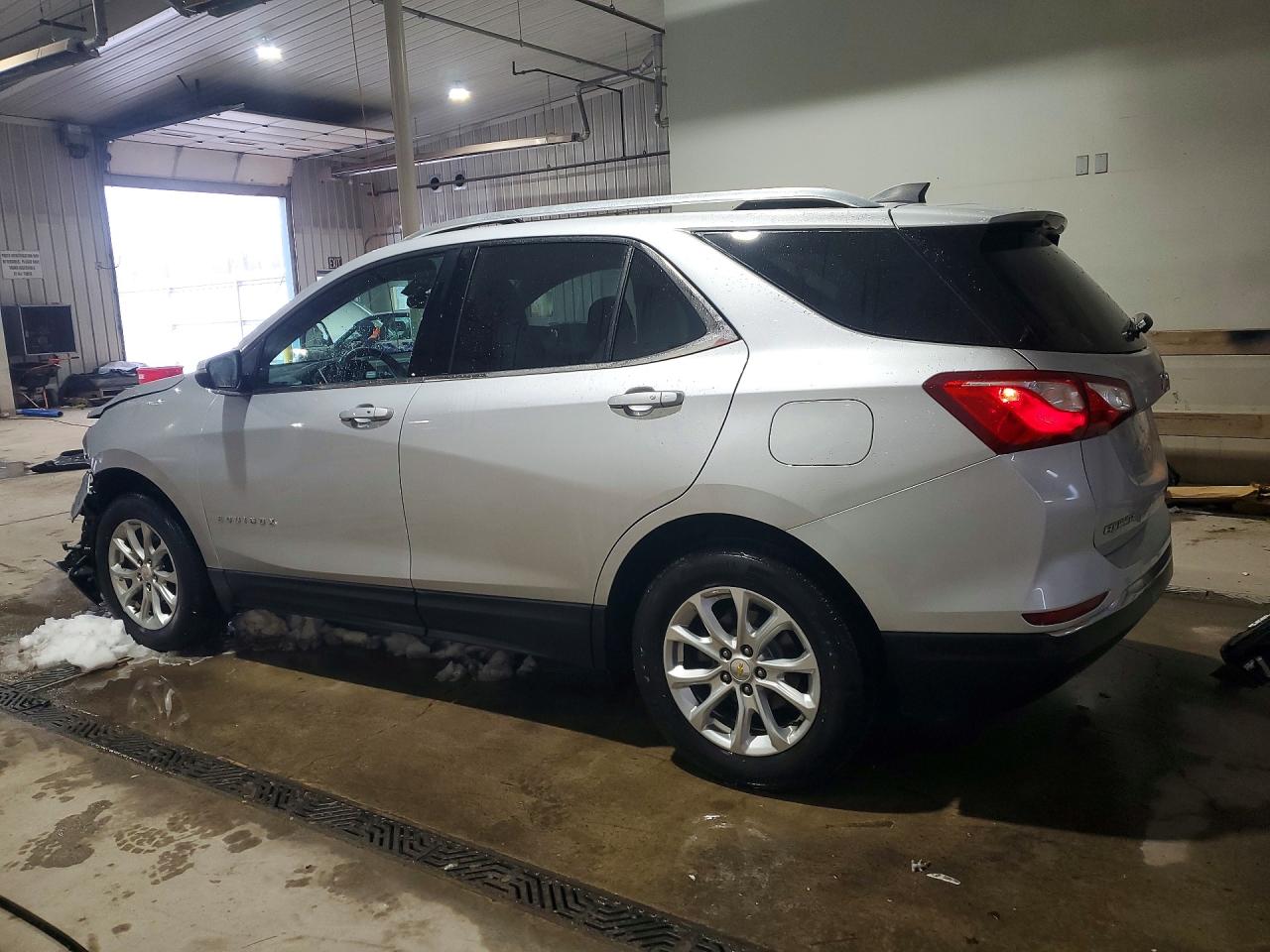 2018 CHEVROLET EQUINOX LT photo 3
