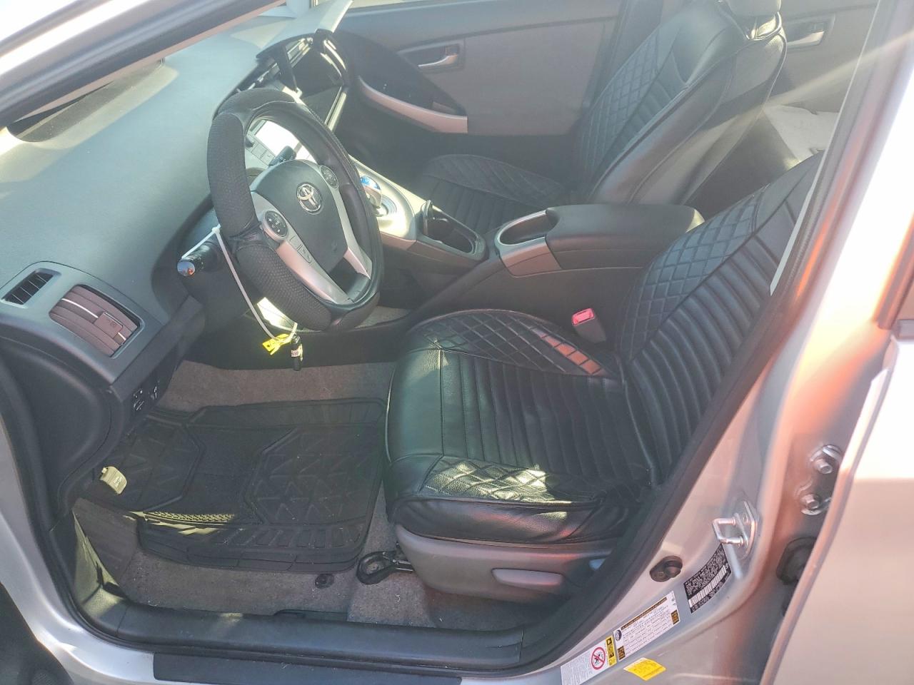 2012 TOYOTA PRIUS photo 13