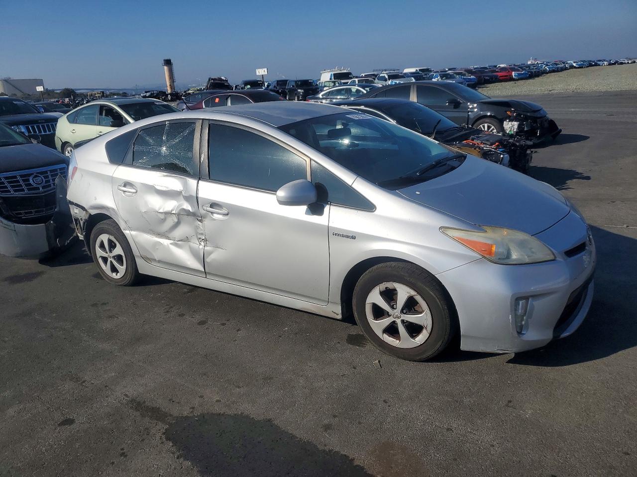 2012 TOYOTA PRIUS photo 7