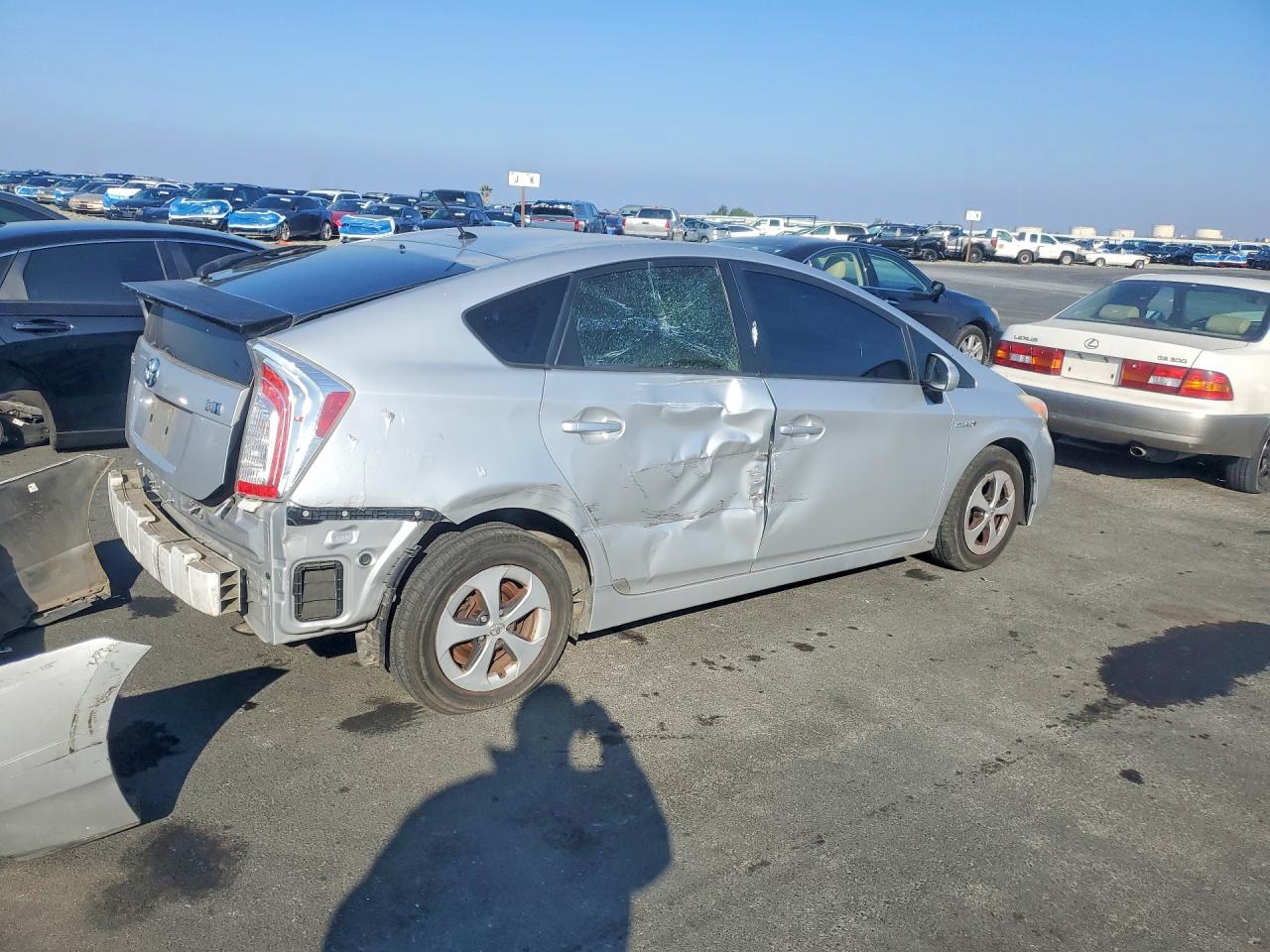 2012 TOYOTA PRIUS photo 5