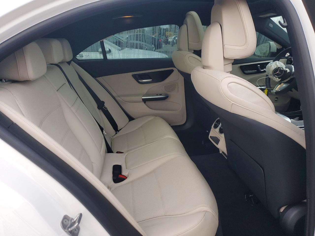 2025 MERCEDES-BENZ C 300 photo 10