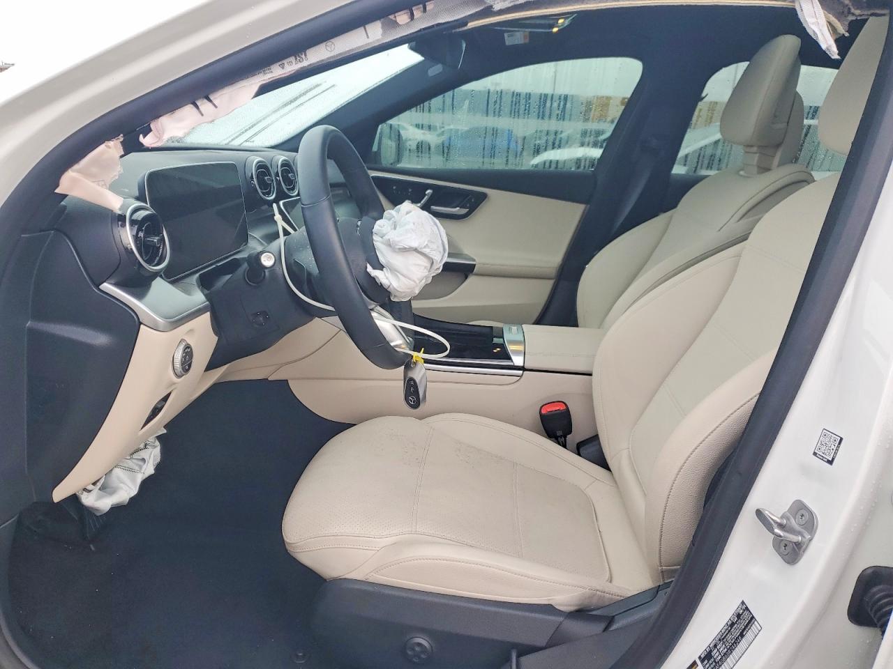 2025 MERCEDES-BENZ C 300 photo 7