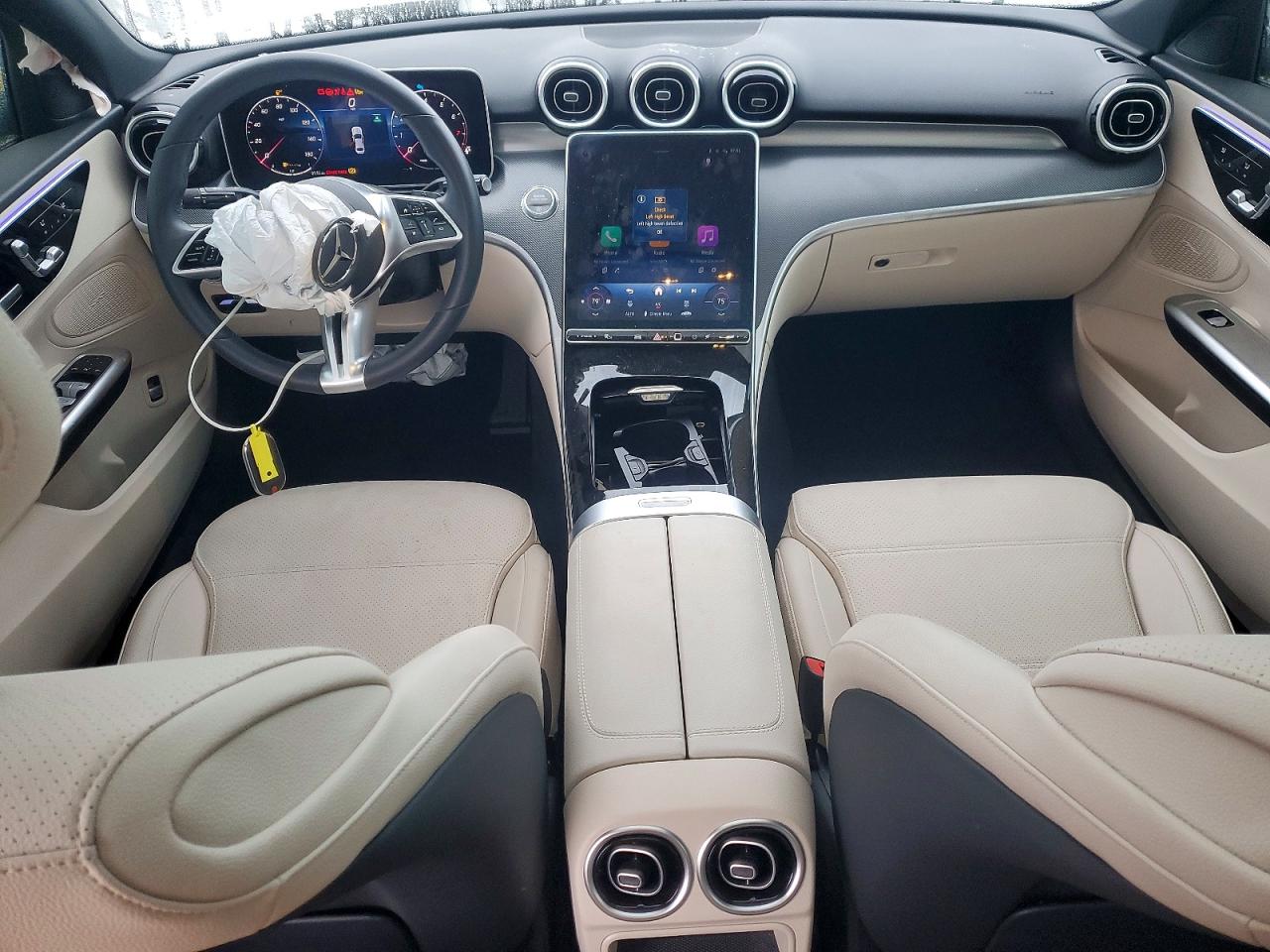 2025 MERCEDES-BENZ C 300 photo 8