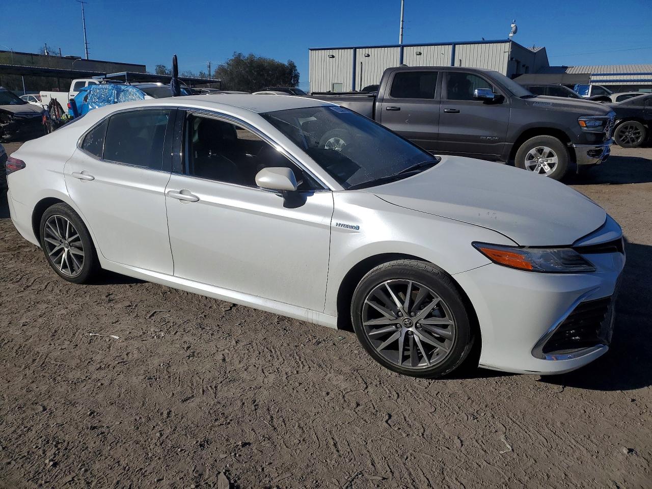 2021 TOYOTA CAMRY XLE photo 7