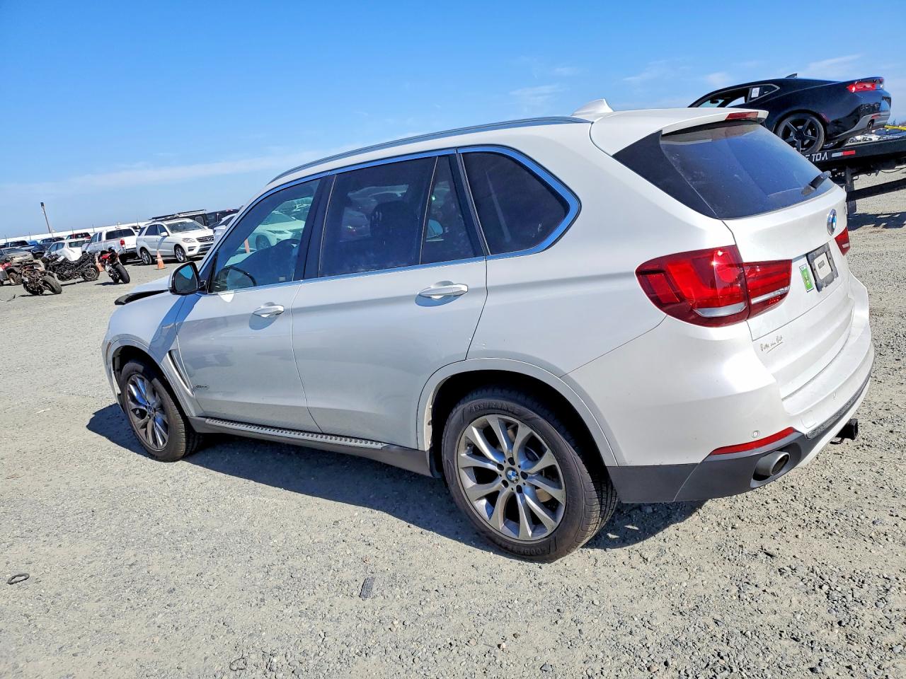 2015 BMW X5 XDRIVE35I photo 2