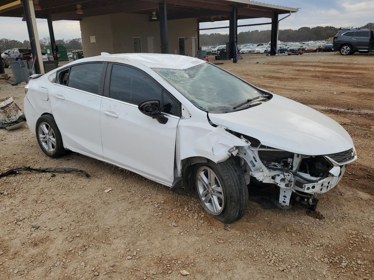 2017 CHEVROLET CRUZE LT photo 10
