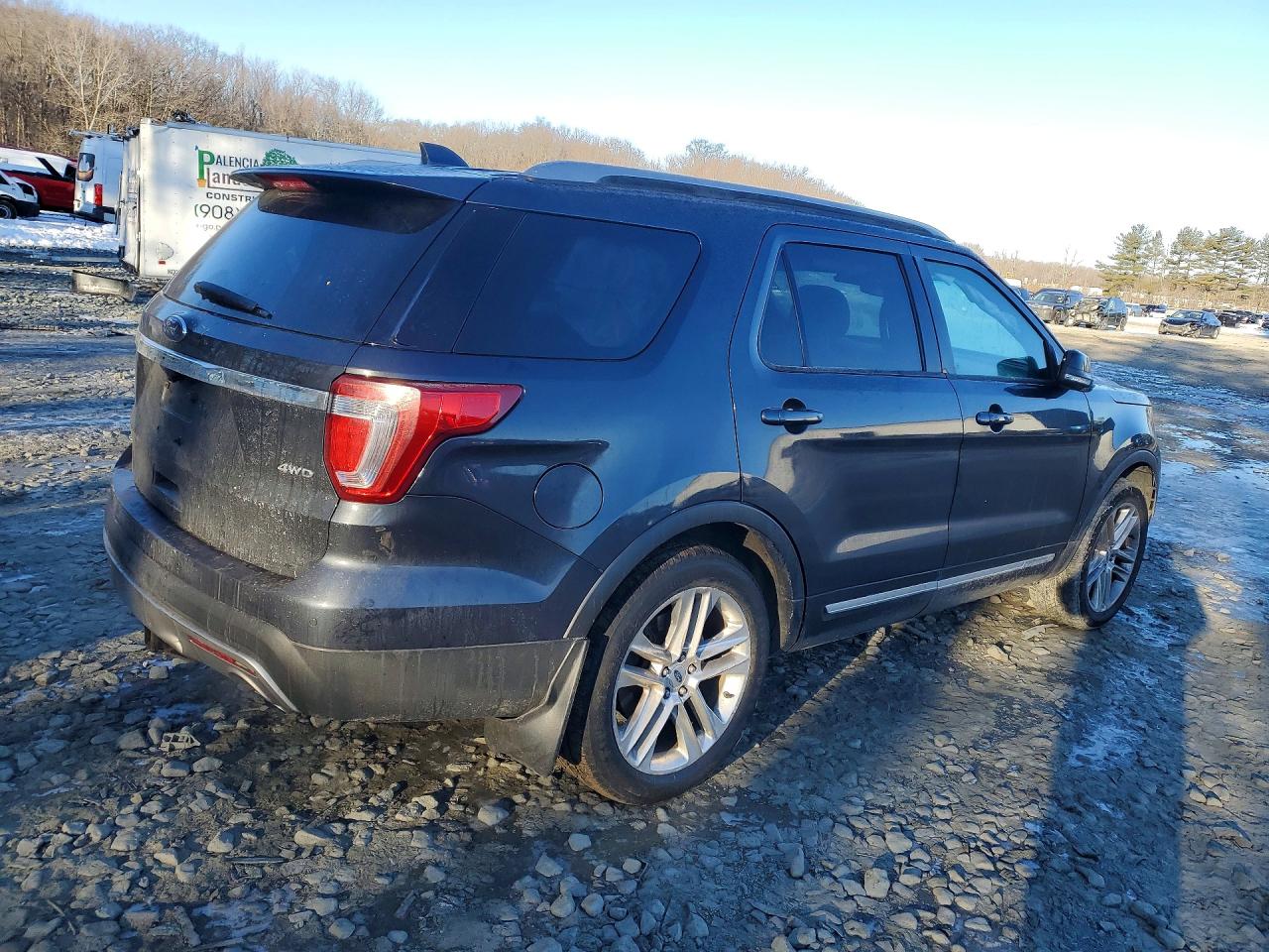 2017 FORD EXPLORER XLT photo 7