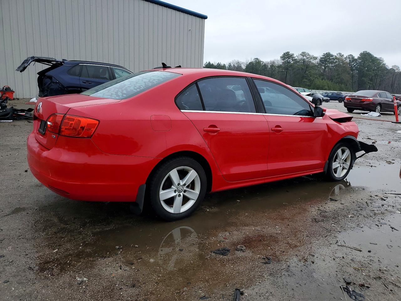 2013 VOLKSWAGEN JETTA TDI photo 3