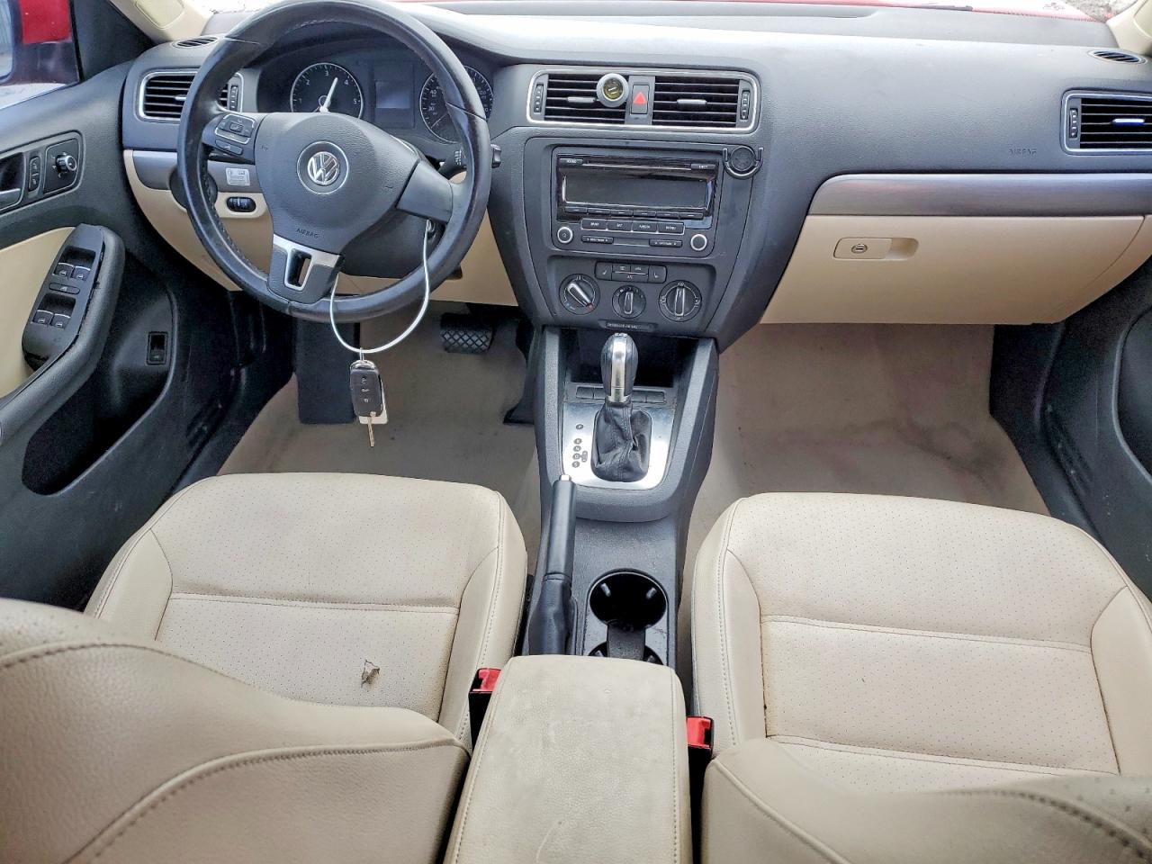 2013 VOLKSWAGEN JETTA TDI photo 8