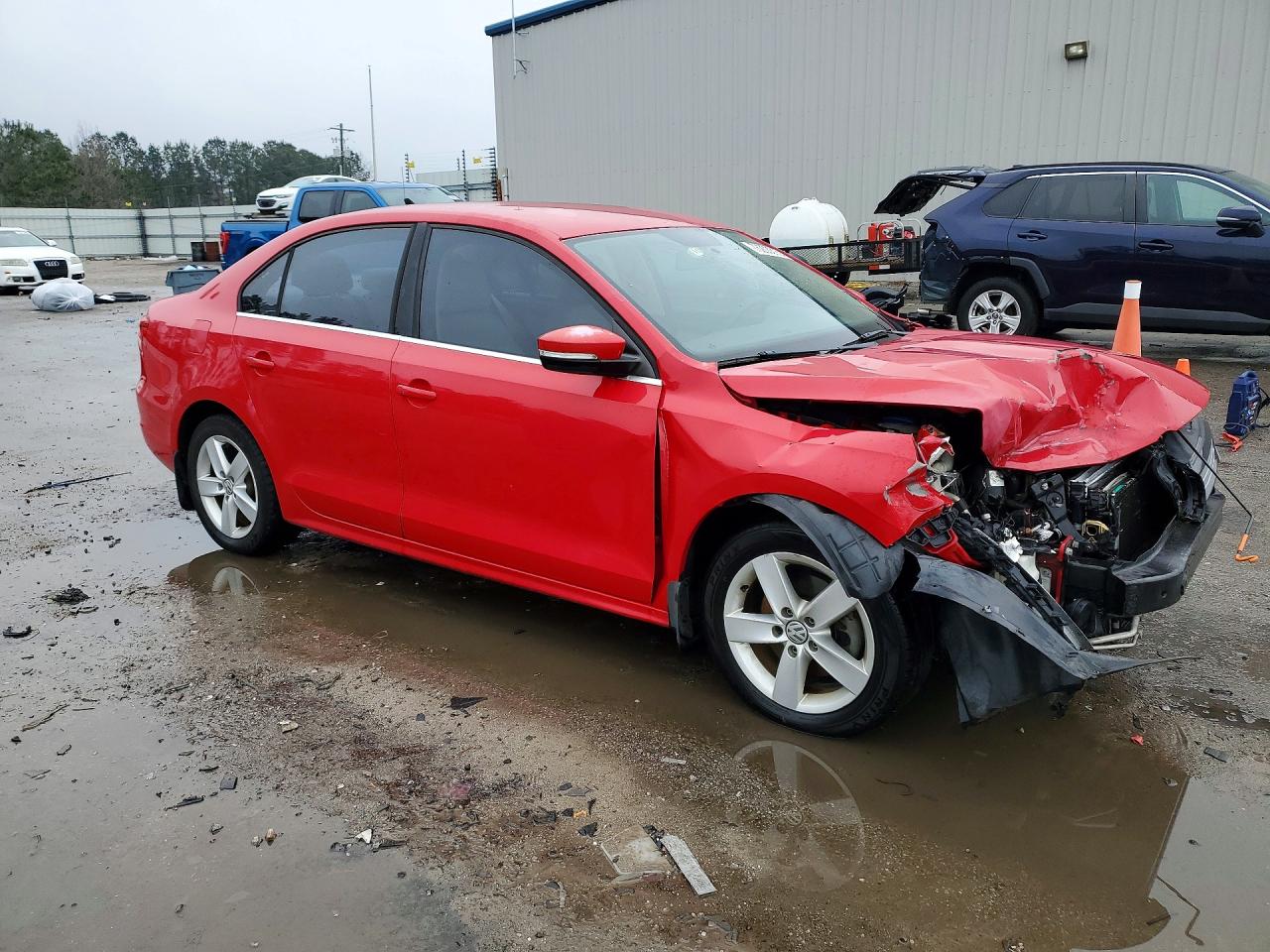 2013 VOLKSWAGEN JETTA TDI photo 4