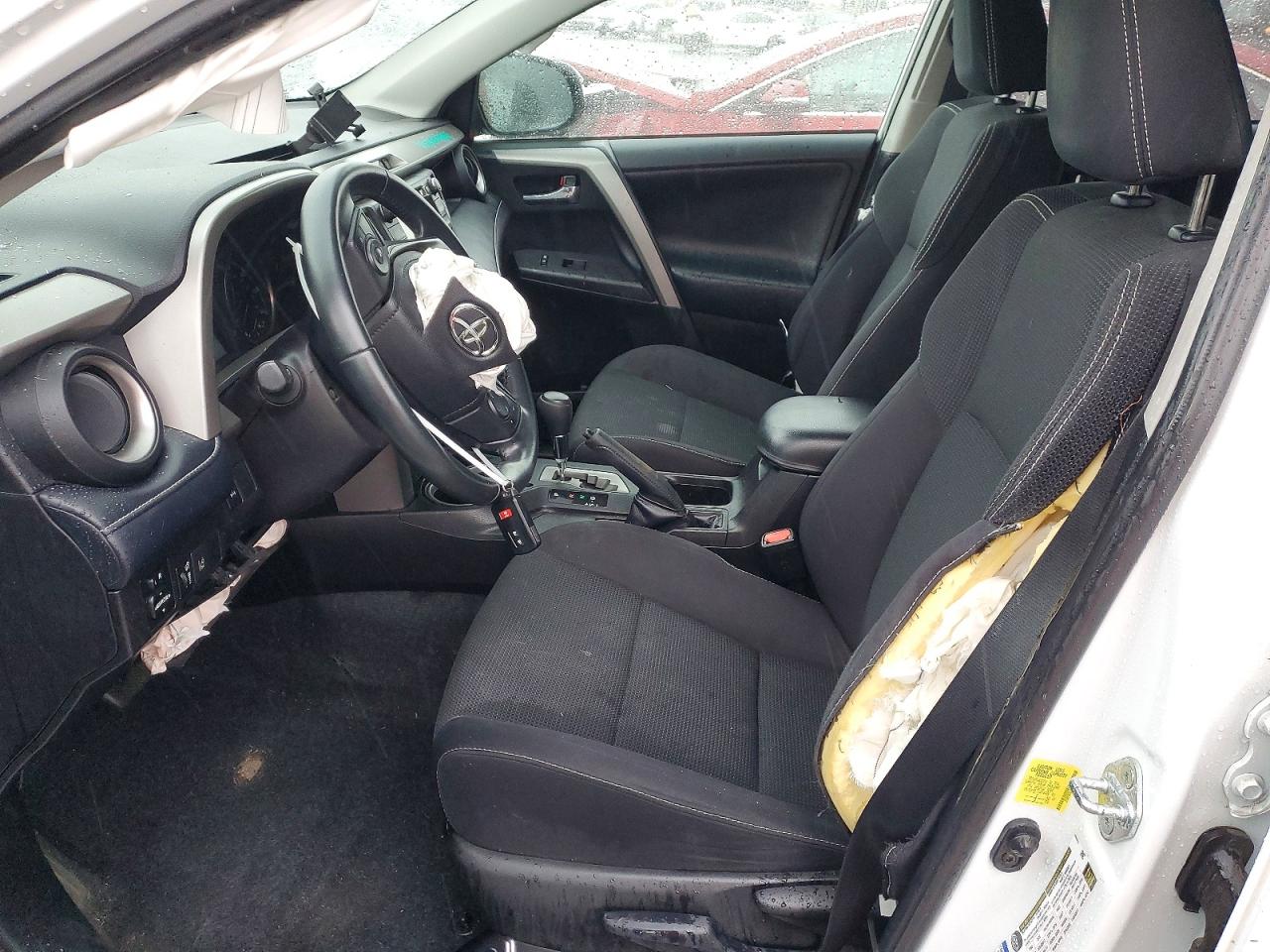 2018 TOYOTA RAV4 XLE photo 13