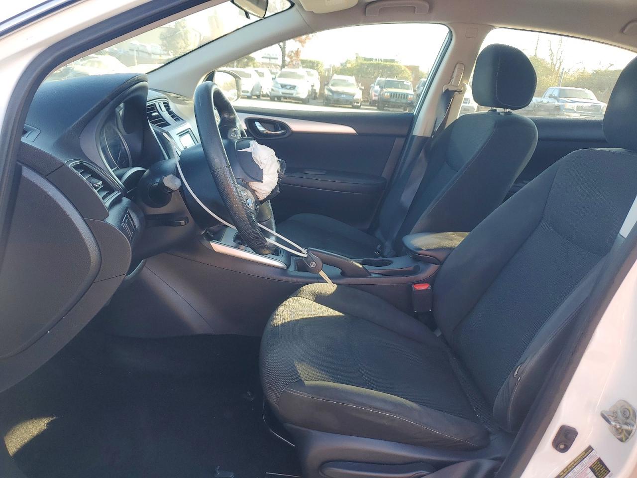 2019 NISSAN SENTRA S photo 13
