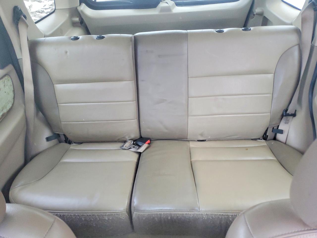 2003 FORD ESCAPE XLT photo 28