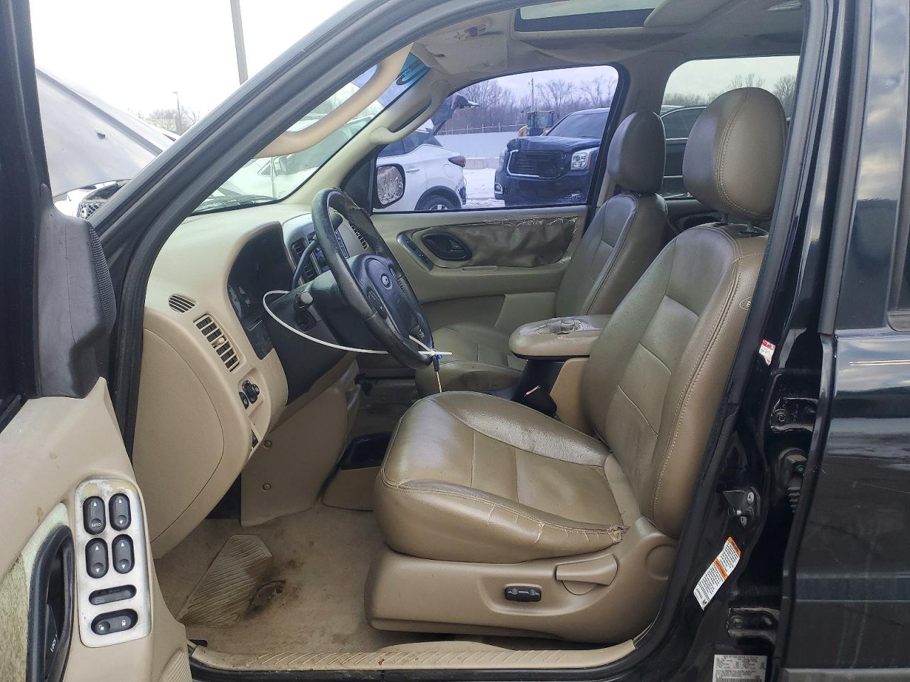 2003 FORD ESCAPE XLT photo 19