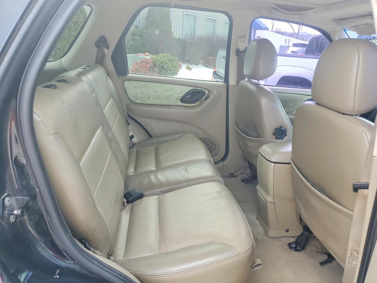2003 FORD ESCAPE XLT photo 31