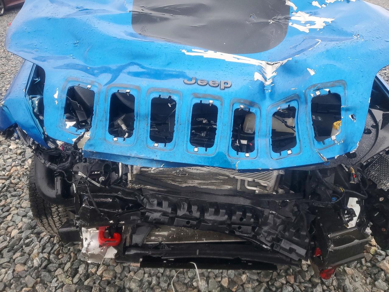 2022 JEEP CHEROKEE TRAILHAWK photo 11