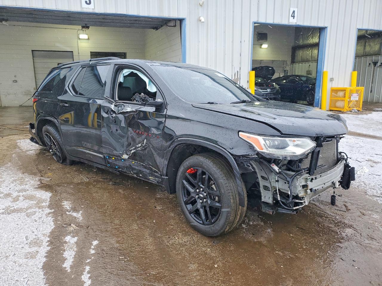 2019 CHEVROLET TRAVERSE PREMIER photo 4