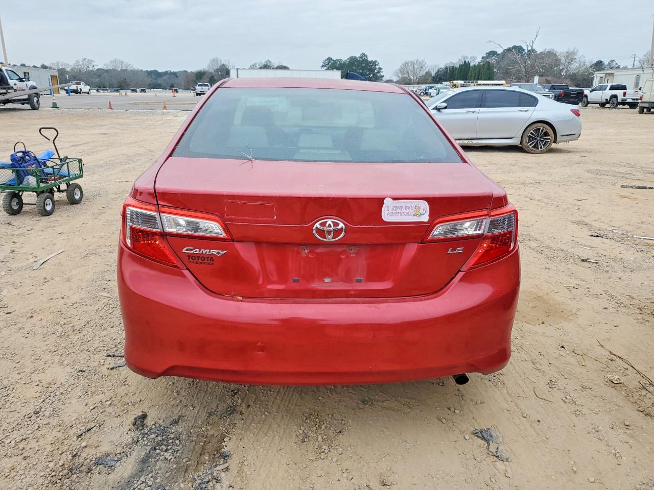 2013 TOYOTA CAMRY L photo 11