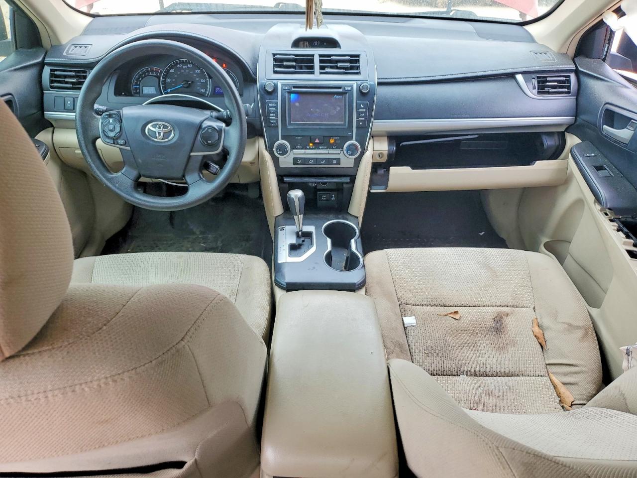 2013 TOYOTA CAMRY L photo 15