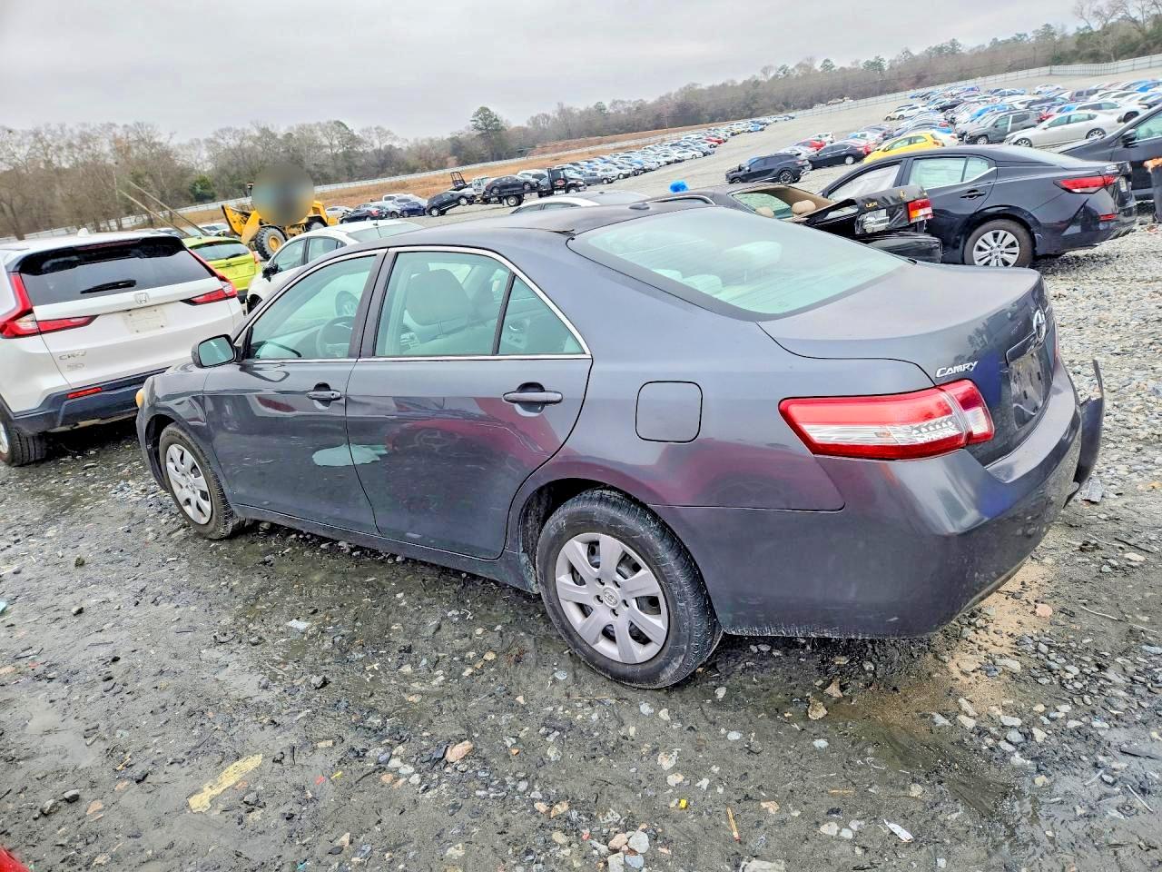 2011 TOYOTA CAMRY BASE photo 2