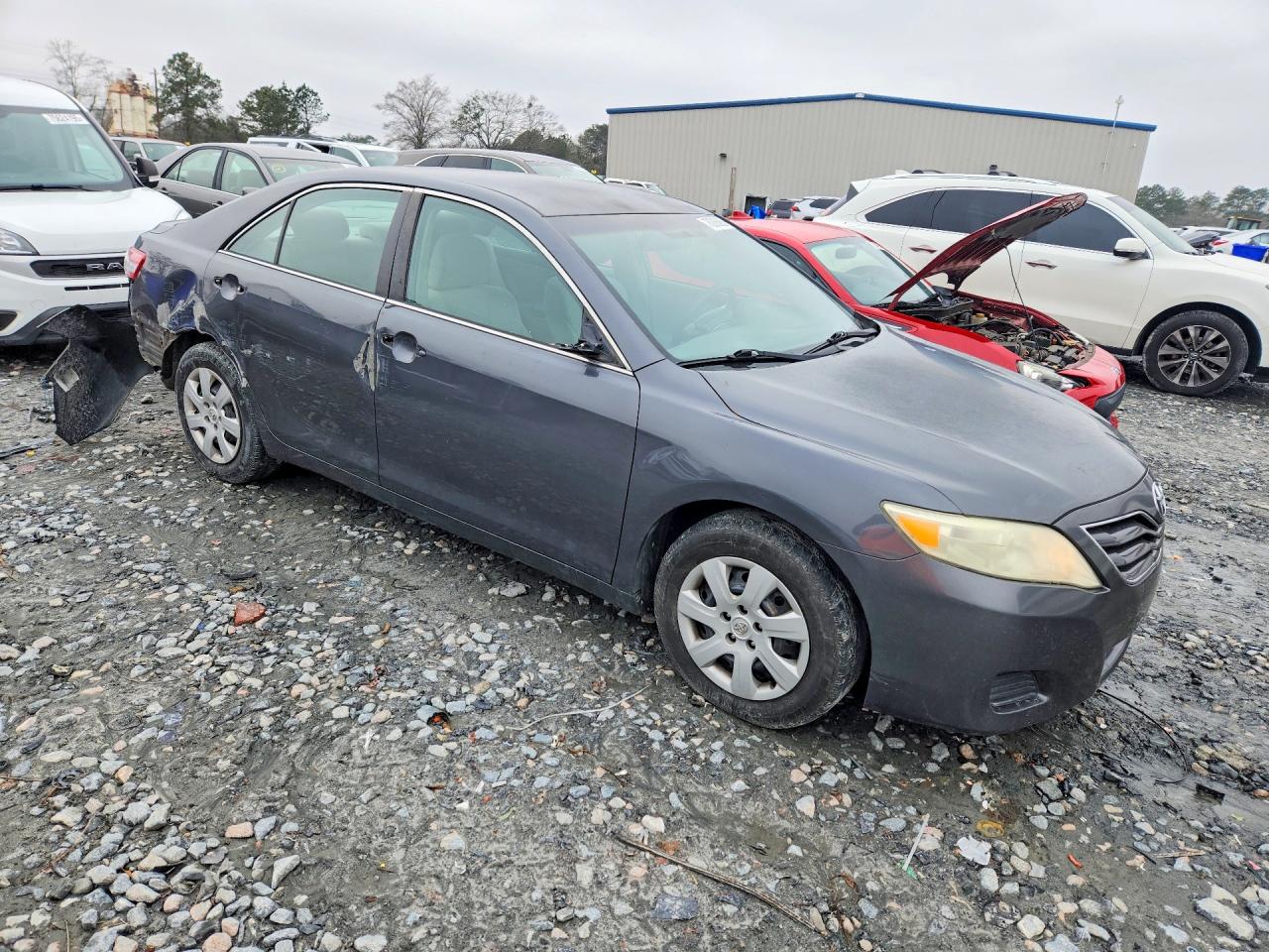 2011 TOYOTA CAMRY BASE photo 4