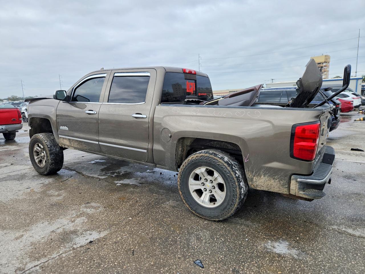 2015 CHEVROLET SILVERADO C1500 HIGH COUNTRY photo 2