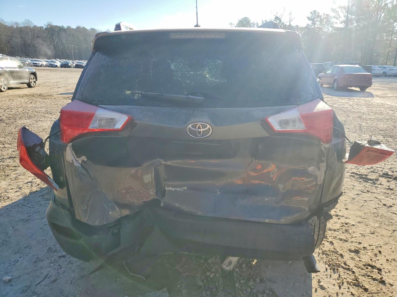 2014 TOYOTA RAV4 LE photo 6