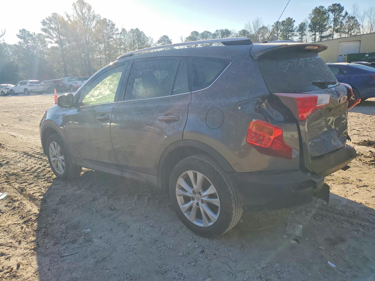 2014 TOYOTA RAV4 LE photo 2
