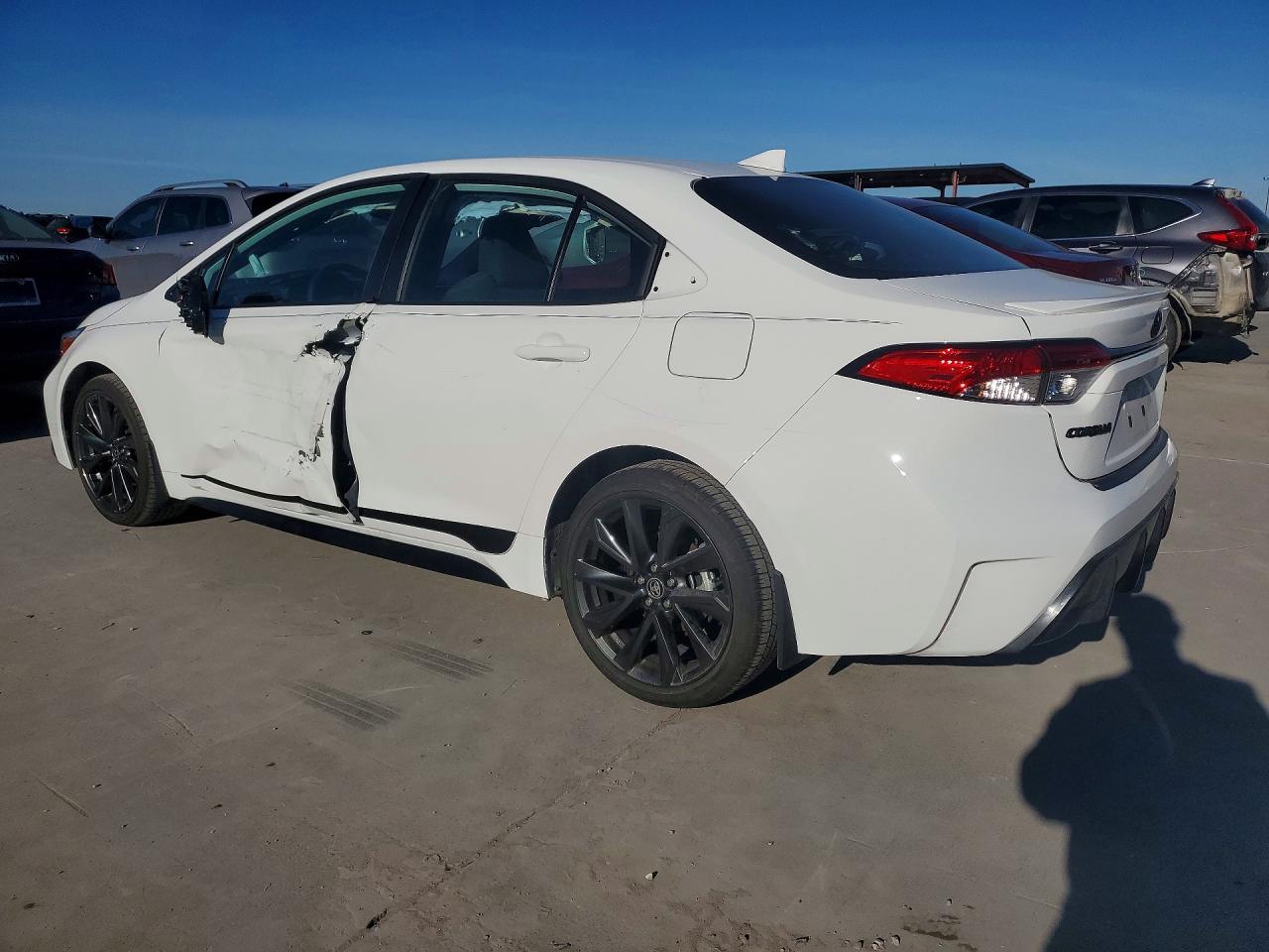 2025 TOYOTA COROLLA SE photo 4