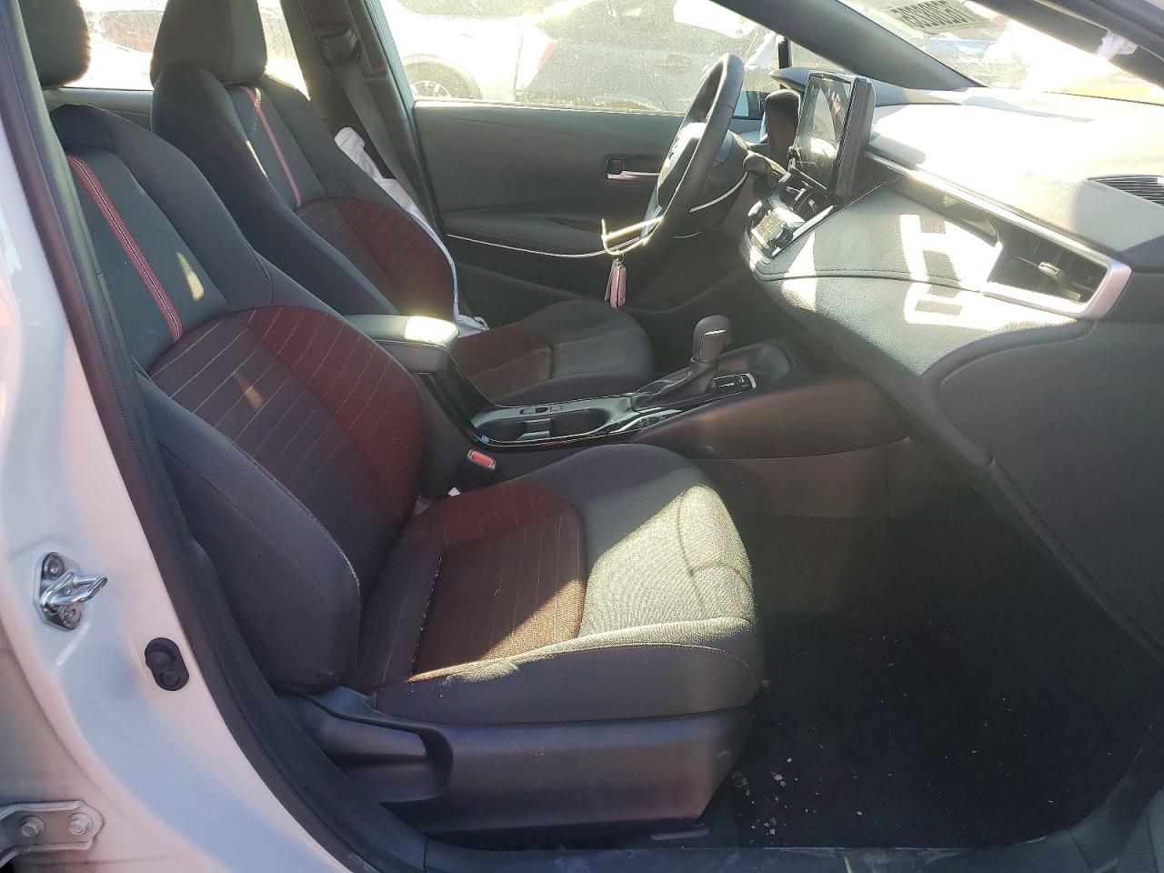 2025 TOYOTA COROLLA SE photo 19