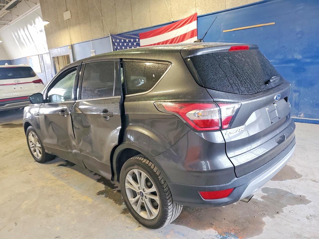 2017 FORD ESCAPE SE photo 3
