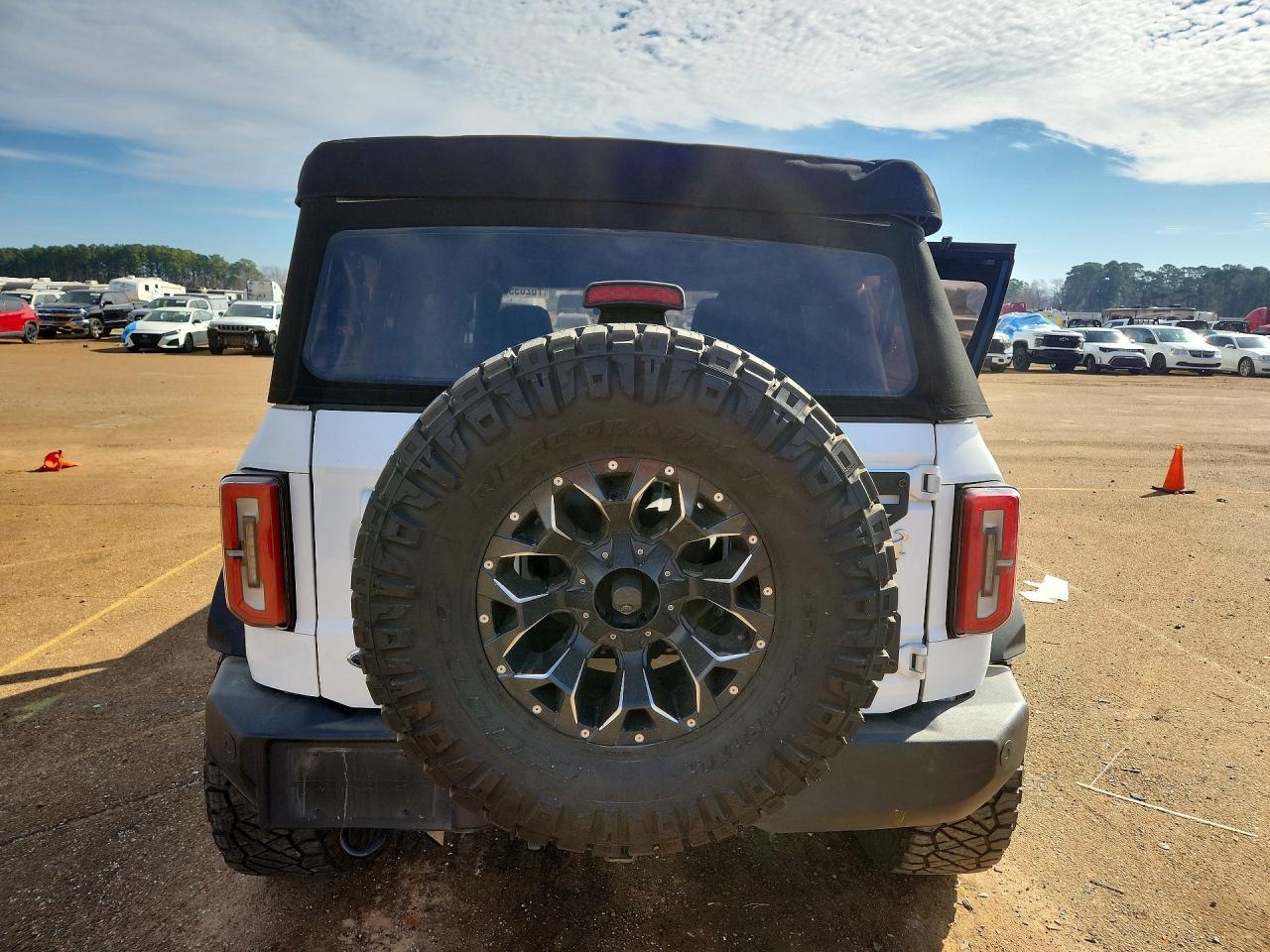 2022 FORD BRONCO BASE photo 6