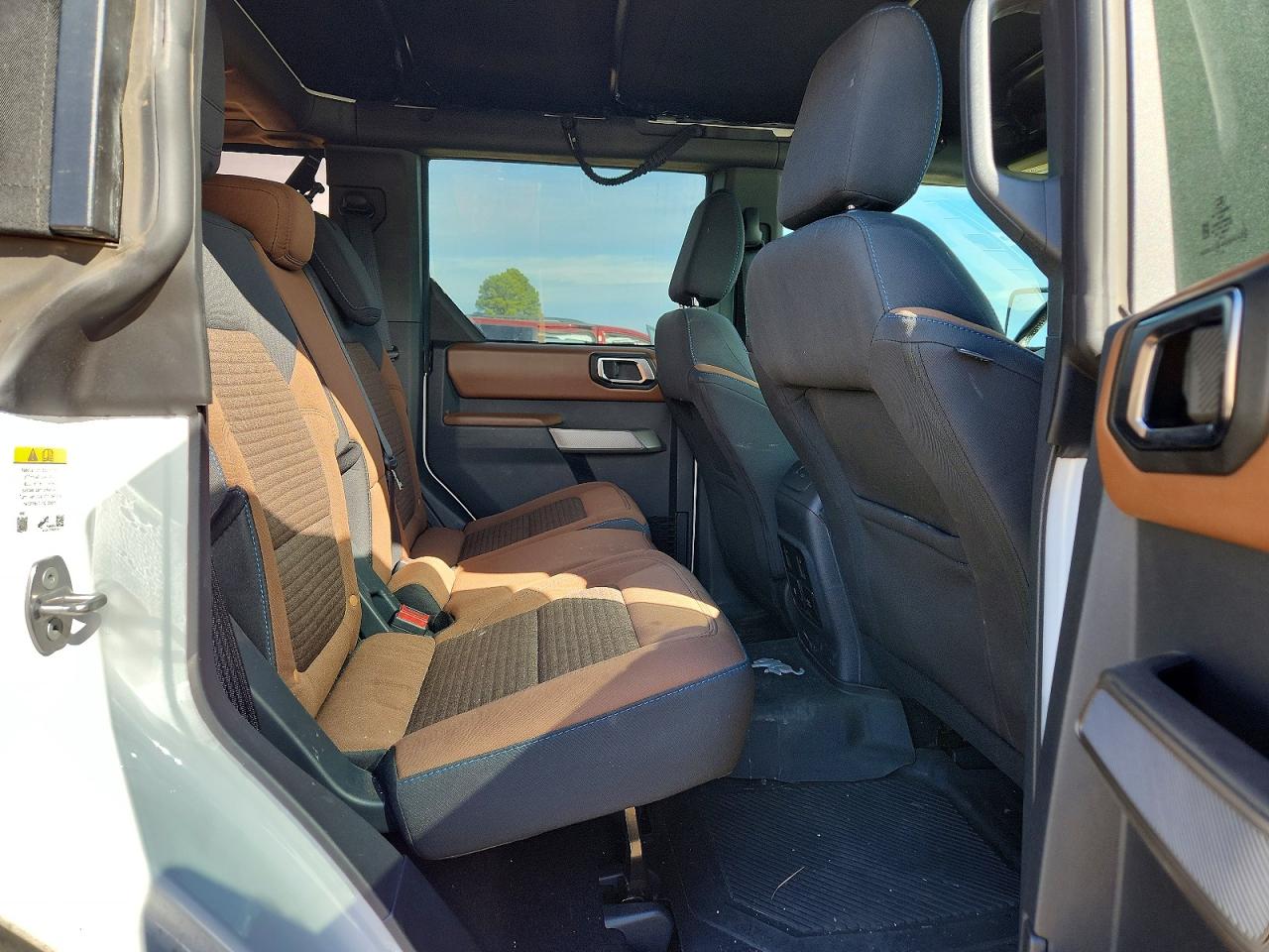2022 FORD BRONCO BASE photo 10
