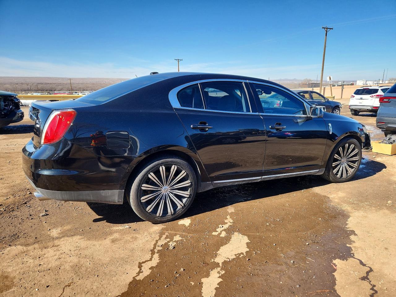 2009 LINCOLN MKS photo 3