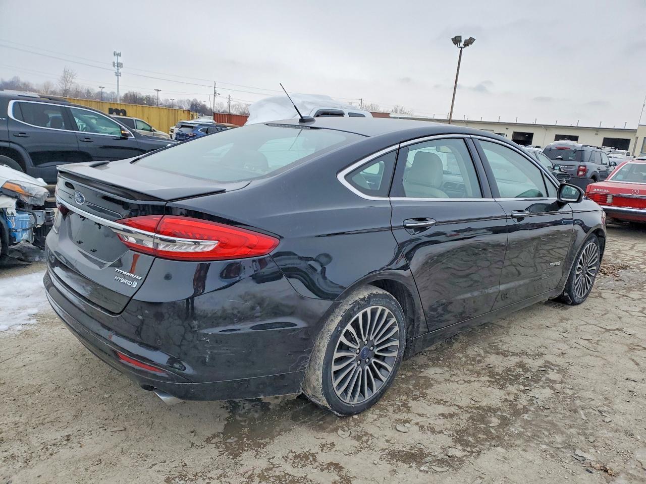 2018 FORD FUSION TITANIUM/PLATINUM HEV photo 3