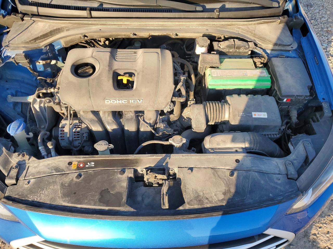 2017 HYUNDAI ELANTRA photo 11