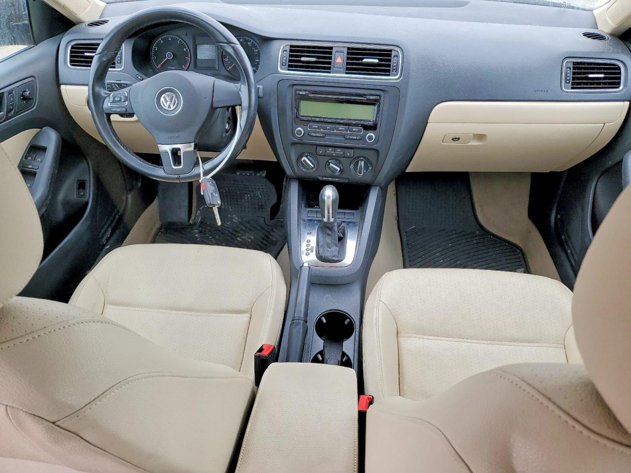 2011 VOLKSWAGEN JETTA SE photo 15