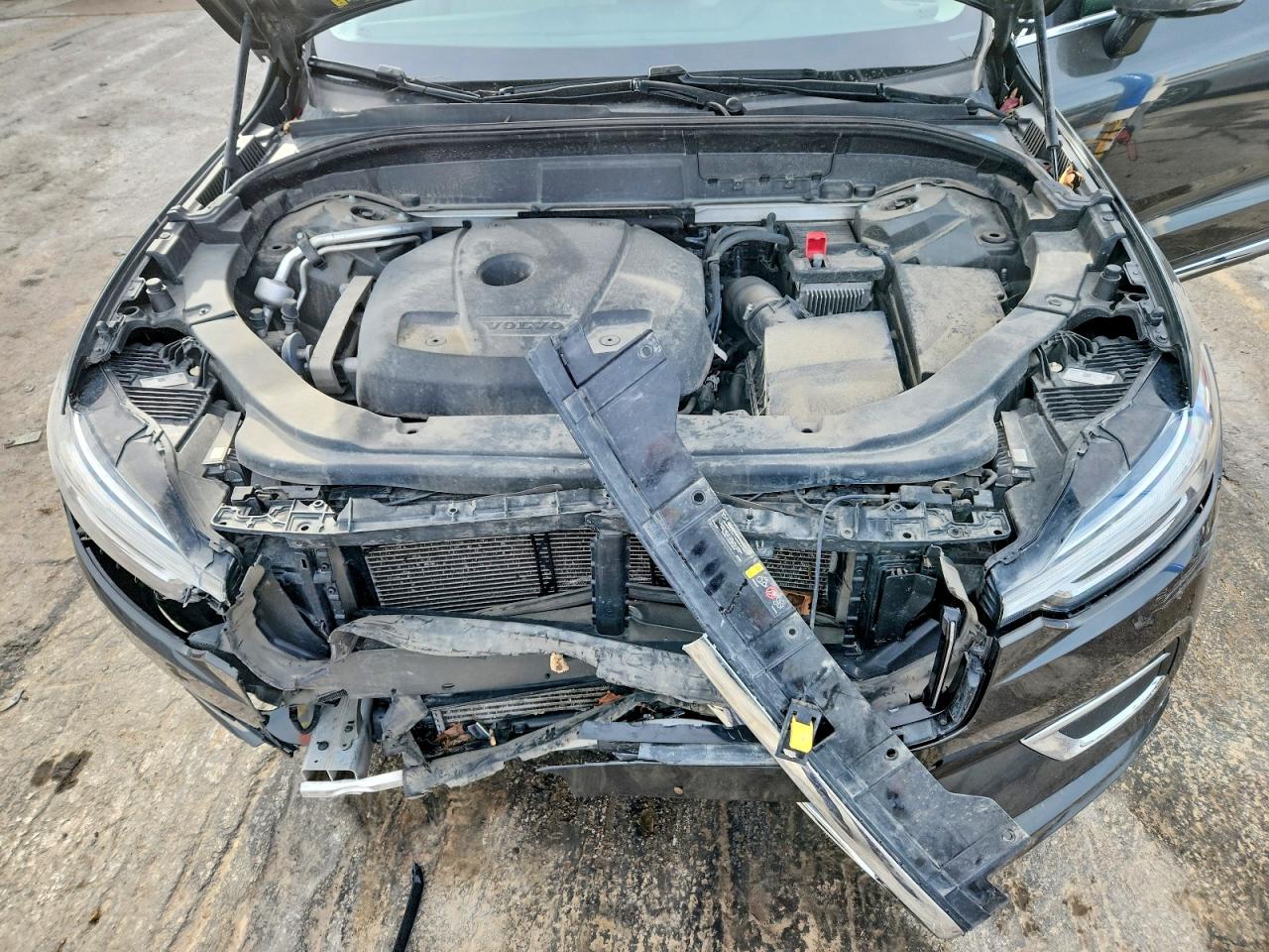 2020 VOLVO XC60 T5 INSCRIPTION photo 23