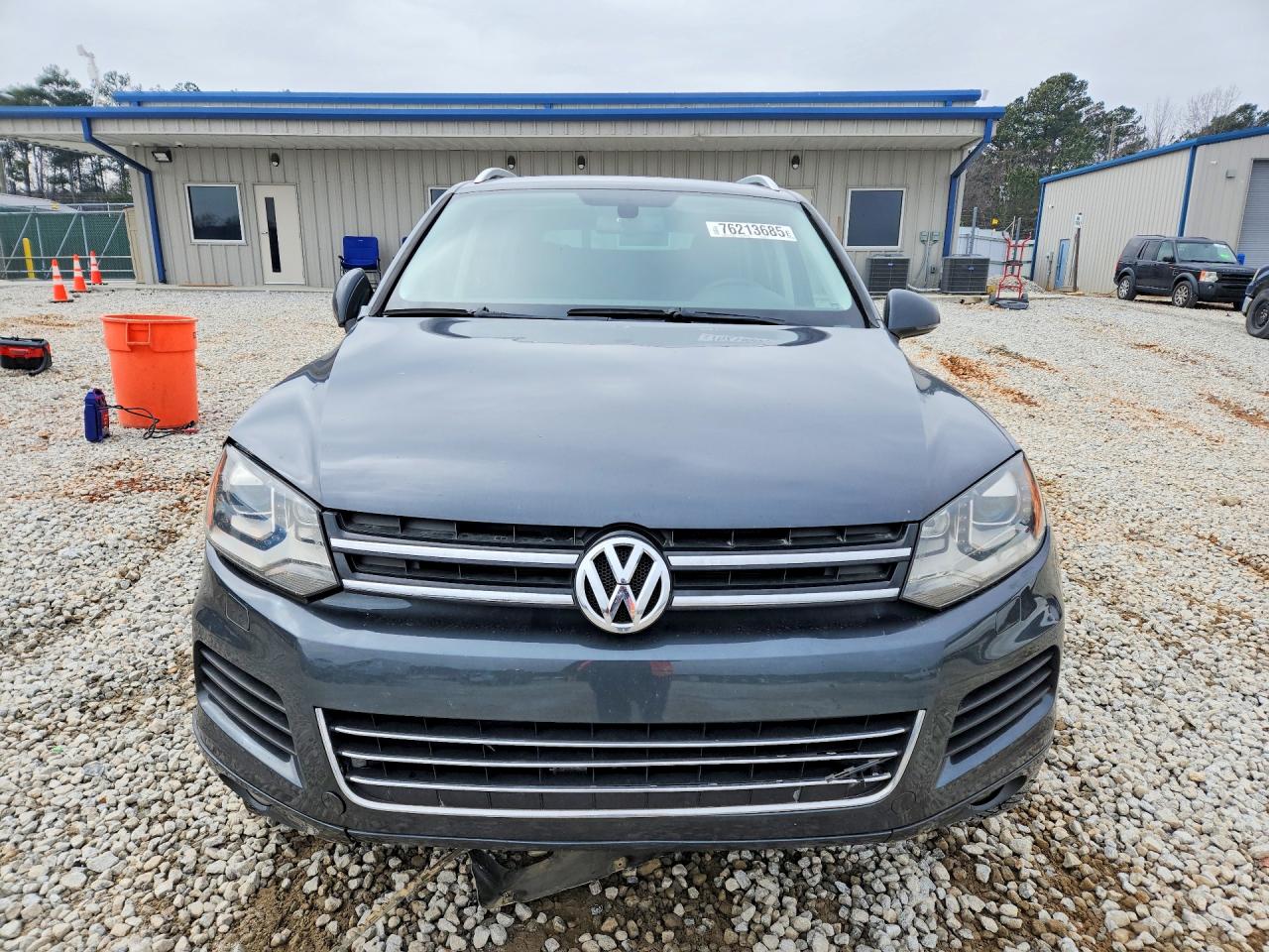 2014 VOLKSWAGEN TOUAREG V6 photo 9